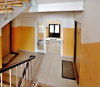 Prodej bytu 2+1, 57m2, nezařízený, ul. Jasmínová, Praha 10 - - 13
