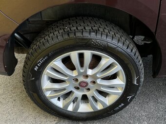 Fiat Dobló 2.0JTD/99kW 7.míst  KLIMA   r.v. 2010 - 13