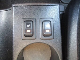 Mazda 5 1,8 85kw 7míst Klima Tempomat 2013 - 13