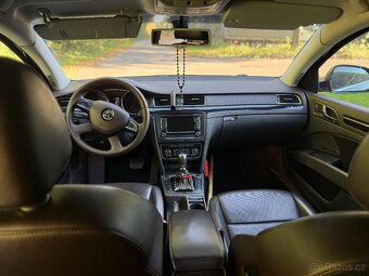 Škoda Superb II facelift 3.6 V6 FSI DSG 4x4 Lauri&klement - 13