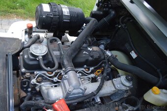 Vysokozdvižný vozík Nissan 25 2018 2,5t Unicarriers Diesel D - 13