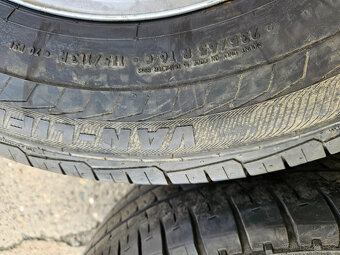 16" VW Crafter s pneu 235/65r16C - 13