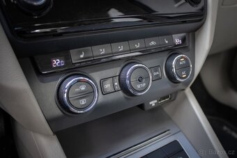 Škoda Octavia 1.6 TDI CR DPF Elegance DSG - 13