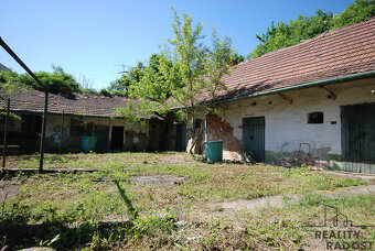 Prodej RD s dvorem, Násedlovice - 13