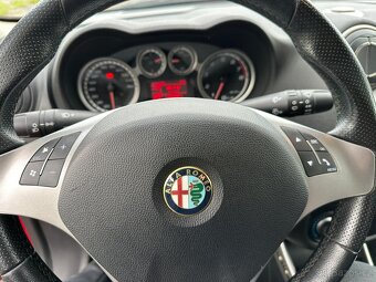 ALFA ROMEO MITO 1,4 57kW - 13