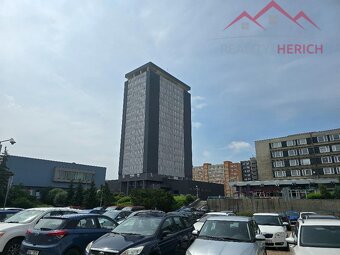 Pronájem bytu 2+kk, rekonstrukce, 50 m2, Žižkovo náměstí - A - 13