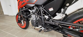 KTM Duke 690, r.v. 2018 - 13