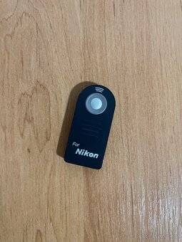 Nikon D7100 + výbava - 13