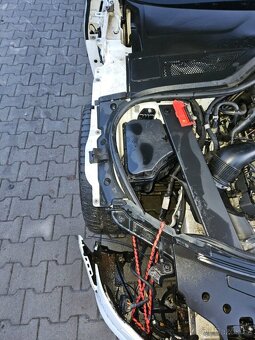 AUDI S8 PLUS 4.0 TFSI 445KW POJÍZDNÉ / DPH / AIRBAGY OK - 13