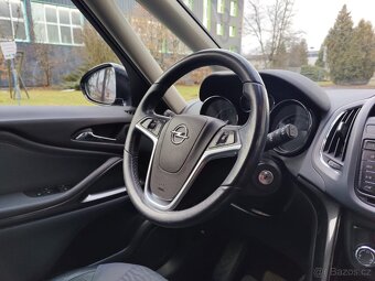 Opel Zafira Tourer 2,0 CDTi /servis.k. - 13
