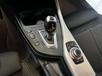 BMW 120d xDrive F20 2017 172.000KM nová STK a servis - 13