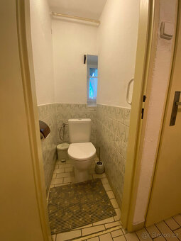 🏠 Venkovský dům s velkým pozemkem 2002 m² – Zákřov u Tršic - 13