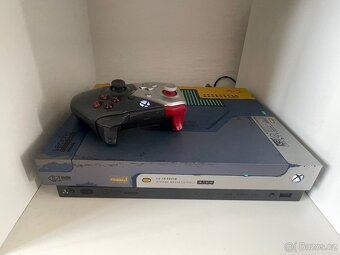 XBOX ONE X - Cyberpunk 2077 Limited Edition - 13