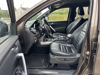 Mercedes Benz x 240d - 13