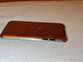 ipod touch 4.generace 8GB A1367 - 13