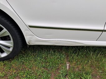 Škoda Superb 2.0 TDI XENON nová STK - 13