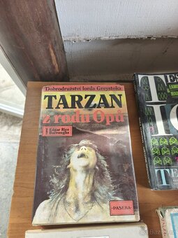 Knihy, příručky - 13