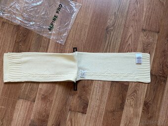 Nová dámská zimní šála ALPINE PRO - krémová, akryl - 13