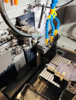 Prodám Použitý CNC dlouhotoč TSUGAMI B0205E-III,  r. v. 2024 - 13