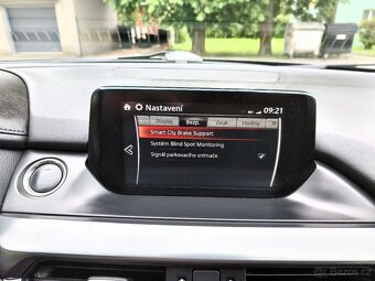 MAZDA 6 2.2 D 2017 PLNÝ SERVIS MAZDA LED NAV SCBS - 13