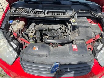 Prodám červený Ford C-MAX kombi, 1.6, nebouraný - 13