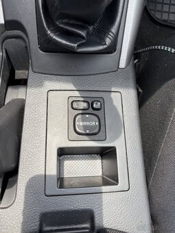 PRODÁM Toyota RAV4 4x4 100kw rok.2008 - 13