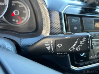 Volkswagen Up 1,0MPi,47kw,model 2021 - 13
