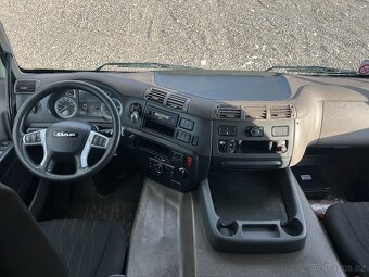 DAF CF - 13