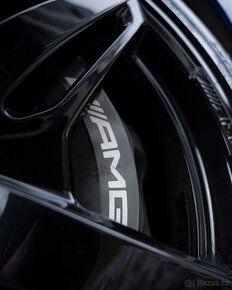 MERCEDES-BENZ AMG-GT - 13