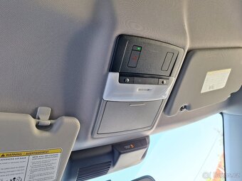 Mitsubishi Outlander - 13