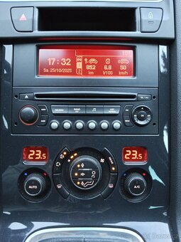 Peugeot 5008 1.6 THP 115kw - 13