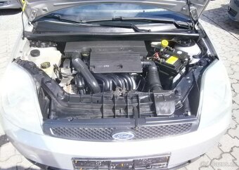 Ford Fiesta 1,4i 59kw benzín manuál 59 kw - 13