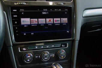 VOLKSWAGEN E-GOLF VARIANT - 13