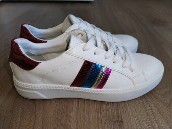 Dámské Tamaris tenisky vel 38 - 13