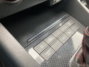 Škoda Octavia 3 RS 2.0TDi 135kw DSG 4x4 2020 - 13