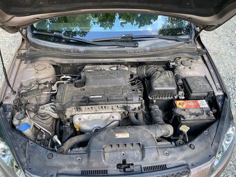 Kia Ceed SW 2.0 Benzin 105 kw - 13