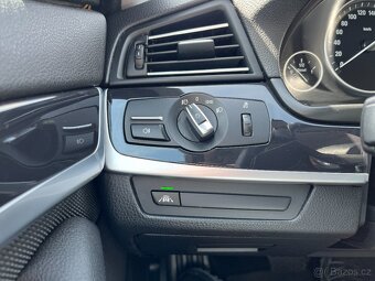 BMW F11 520D - 13