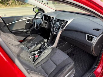 HYUNDAI I30 1.6 CRDI 81 KW ČR KLIMA SENZORY PO SERVISU - 13
