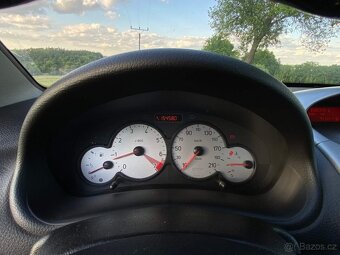 Peugeot 206 CC 1.6i 80kW Quicksilver JBL klima STK 3/2027 - 13