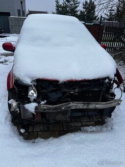 Prodám havarovaný Renault Clio Grandtour 1.2 benzín (55 kW), - 13