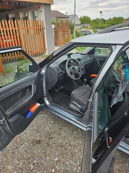 Škoda Roomster 1.2 ,rok 2011 - 13