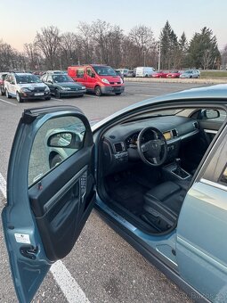OPEL VECTRA  2.8 V6 TURBO 169kw /// 10/2005 - 13
