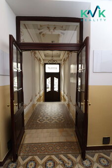 Pronájem designové garsoniéry 49 m2, rekonstrukce, Karlovy V - 13