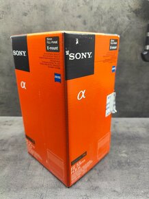 Sony ZEISS FE 55 mm f/1,8 ZA Sonnar T - 13
