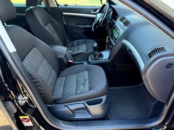 Škoda Octavia 1,6 TDi 77kW, ČR, 6/2012, 2.maj. Elegance - 13