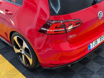 VW Golf 7 GTI Performance / 150.000Km /DCC/Dynaudio/Panorama - 13