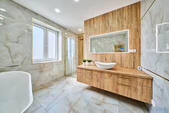 Prodej bytového domu po kompletní rekonstrukci - 13