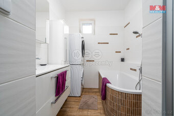 Prodej bytu 5+kk se zahrádkou, 116 m², Přerov nad Labem - 13