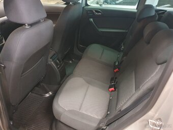 Škoda Yeti 2,0TDI CR 125kW 4x4 r.v.2011 xenony webasto - 13