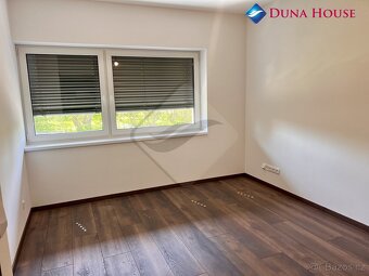 Prodej rodinného domu 4+kk, pozemek 369 m² - 13